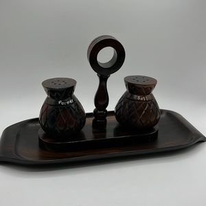 VTG Wooden Salt Pepper Shaker with Tray